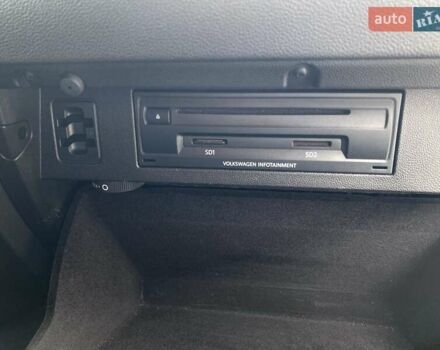 Синій Фольксваген Пассат, об'ємом двигуна 1.6 л та пробігом 244 тис. км за 13200 $, фото 15 на Automoto.ua