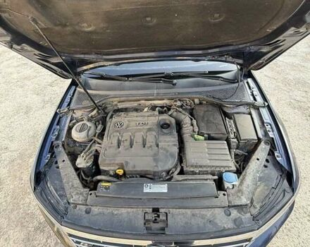 Синій Фольксваген Пассат, об'ємом двигуна 2 л та пробігом 233 тис. км за 15800 $, фото 24 на Automoto.ua