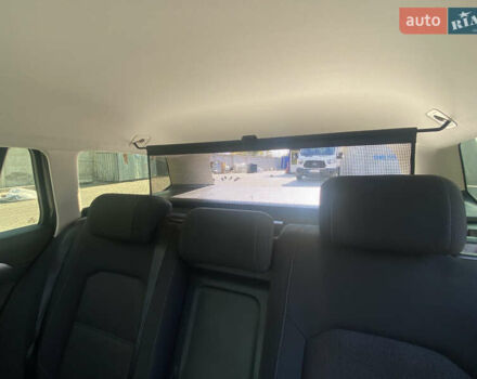 Синий Фольксваген Пассат, объемом двигателя 1.97 л и пробегом 380 тыс. км за 14999 $, фото 4 на Automoto.ua