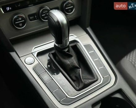 Синій Фольксваген Пассат, об'ємом двигуна 2 л та пробігом 287 тис. км за 15900 $, фото 57 на Automoto.ua