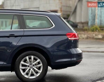 Синий Фольксваген Пассат, объемом двигателя 1.8 л и пробегом 238 тыс. км за 15790 $, фото 7 на Automoto.ua