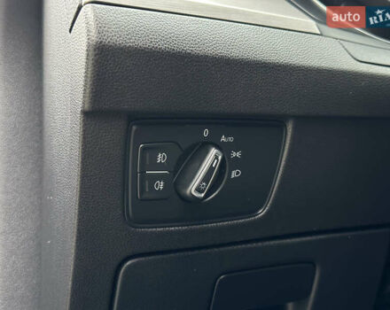 Синій Фольксваген Пассат, об'ємом двигуна 2 л та пробігом 287 тис. км за 15900 $, фото 43 на Automoto.ua