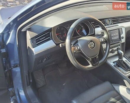 Синий Фольксваген Пассат, объемом двигателя 1.97 л и пробегом 290 тыс. км за 13700 $, фото 11 на Automoto.ua