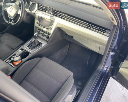 Синий Фольксваген Пассат, объемом двигателя 2 л и пробегом 338 тыс. км за 15200 $, фото 24 на Automoto.ua