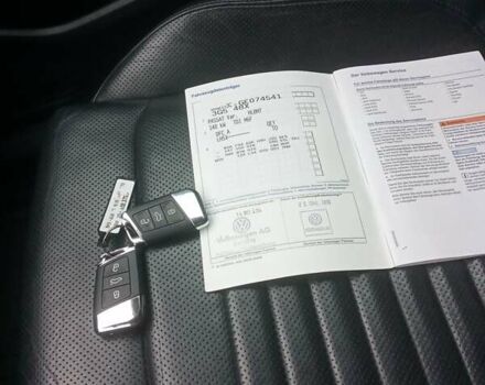 Синий Фольксваген Пассат, объемом двигателя 1.97 л и пробегом 285 тыс. км за 15000 $, фото 9 на Automoto.ua