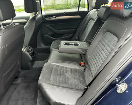 Синій Фольксваген Пассат, об'ємом двигуна 1.97 л та пробігом 169 тис. км за 17200 $, фото 58 на Automoto.ua