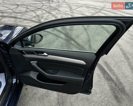 Синій Фольксваген Пассат, об'ємом двигуна 1.97 л та пробігом 169 тис. км за 17200 $, фото 47 на Automoto.ua