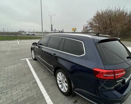 Синий Фольксваген Пассат, объемом двигателя 1.97 л и пробегом 293 тыс. км за 14500 $, фото 19 на Automoto.ua