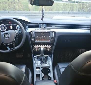 Синий Фольксваген Пассат, объемом двигателя 1.97 л и пробегом 333 тыс. км за 22900 $, фото 17 на Automoto.ua