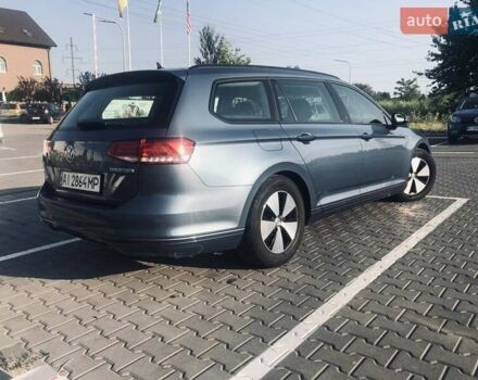 Синий Фольксваген Пассат, объемом двигателя 1.6 л и пробегом 297 тыс. км за 10500 $, фото 4 на Automoto.ua