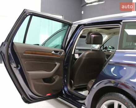 Синий Фольксваген Пассат, объемом двигателя 1.97 л и пробегом 237 тыс. км за 19899 $, фото 113 на Automoto.ua