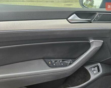 Синий Фольксваген Пассат, объемом двигателя 1.4 л и пробегом 251 тыс. км за 15999 $, фото 8 на Automoto.ua