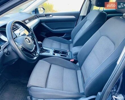 Синій Фольксваген Пассат, об'ємом двигуна 1.97 л та пробігом 300 тис. км за 13500 $, фото 14 на Automoto.ua