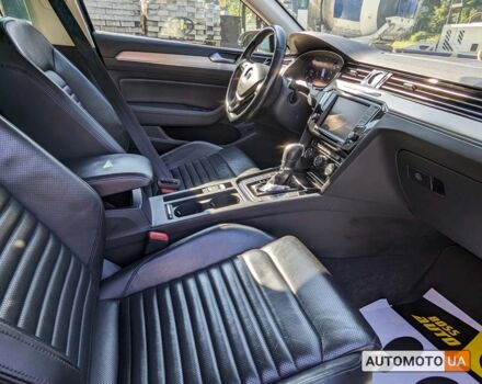 Синий Фольксваген Пассат, объемом двигателя 2 л и пробегом 215 тыс. км за 20200 $, фото 10 на Automoto.ua