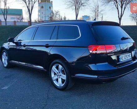 Синий Фольксваген Пассат, объемом двигателя 1.97 л и пробегом 191 тыс. км за 14200 $, фото 4 на Automoto.ua