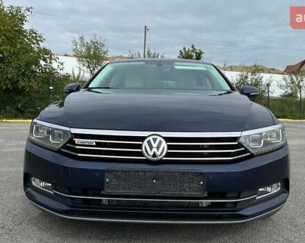 Синий Фольксваген Пассат, объемом двигателя 2 л и пробегом 325 тыс. км за 14800 $, фото 1 на Automoto.ua