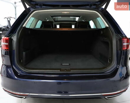 Синий Фольксваген Пассат, объемом двигателя 1.97 л и пробегом 237 тыс. км за 19899 $, фото 52 на Automoto.ua