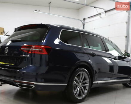 Синий Фольксваген Пассат, объемом двигателя 1.97 л и пробегом 237 тыс. км за 19899 $, фото 61 на Automoto.ua