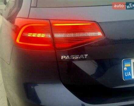 Синий Фольксваген Пассат, объемом двигателя 1.97 л и пробегом 241 тыс. км за 16777 $, фото 14 на Automoto.ua