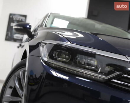 Синий Фольксваген Пассат, объемом двигателя 1.97 л и пробегом 237 тыс. км за 19899 $, фото 28 на Automoto.ua