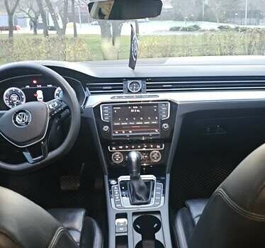 Синий Фольксваген Пассат, объемом двигателя 1.97 л и пробегом 333 тыс. км за 22900 $, фото 16 на Automoto.ua