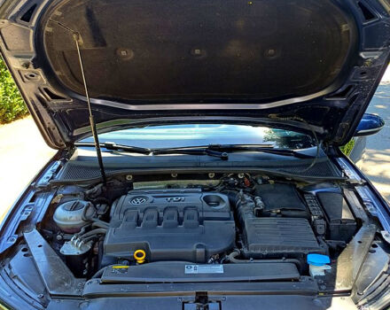 Синий Фольксваген Пассат, объемом двигателя 2 л и пробегом 243 тыс. км за 13500 $, фото 9 на Automoto.ua