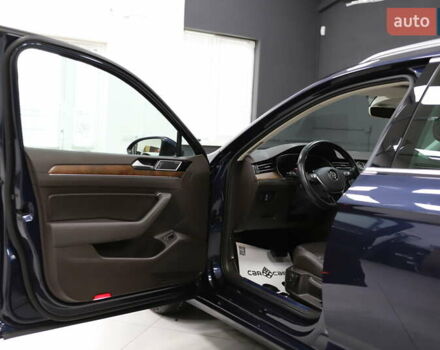 Синий Фольксваген Пассат, объемом двигателя 1.97 л и пробегом 237 тыс. км за 19899 $, фото 127 на Automoto.ua