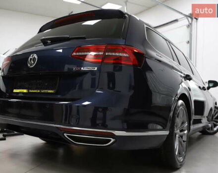 Синий Фольксваген Пассат, объемом двигателя 1.97 л и пробегом 237 тыс. км за 19899 $, фото 62 на Automoto.ua