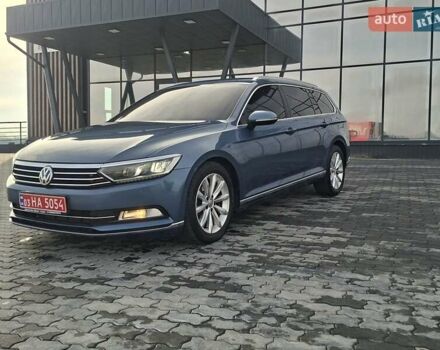 Синий Фольксваген Пассат, объемом двигателя 2 л и пробегом 272 тыс. км за 14200 $, фото 5 на Automoto.ua