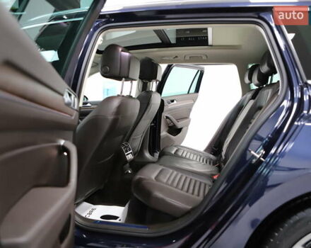 Синий Фольксваген Пассат, объемом двигателя 1.97 л и пробегом 237 тыс. км за 19899 $, фото 116 на Automoto.ua