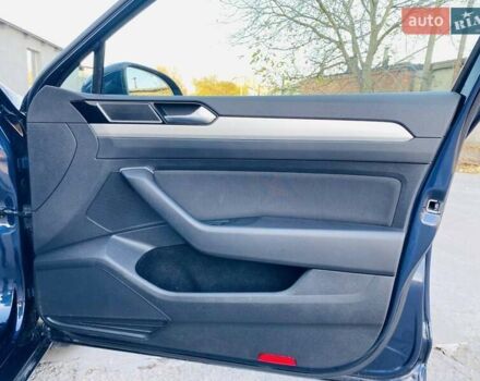 Синій Фольксваген Пассат, об'ємом двигуна 1.97 л та пробігом 300 тис. км за 13500 $, фото 16 на Automoto.ua