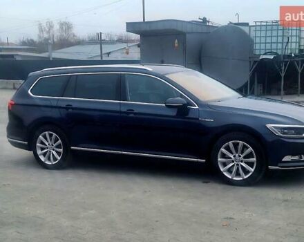 Синий Фольксваген Пассат, объемом двигателя 1.97 л и пробегом 241 тыс. км за 16777 $, фото 2 на Automoto.ua