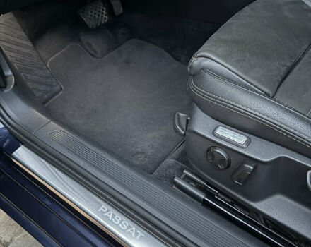 Синій Фольксваген Пассат, об'ємом двигуна 1.97 л та пробігом 317 тис. км за 14500 $, фото 21 на Automoto.ua