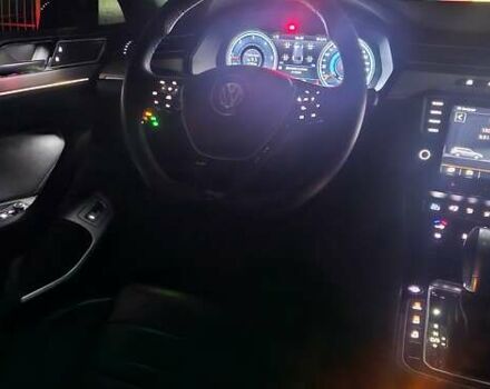 Синий Фольксваген Пассат, объемом двигателя 1.97 л и пробегом 333 тыс. км за 22900 $, фото 36 на Automoto.ua