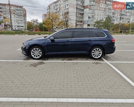 Синий Фольксваген Пассат, объемом двигателя 1.97 л и пробегом 244 тыс. км за 14300 $, фото 5 на Automoto.ua