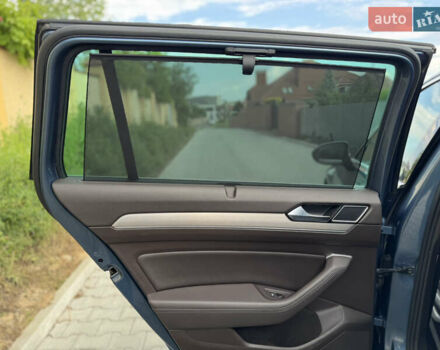 Синий Фольксваген Пассат, объемом двигателя 1.97 л и пробегом 220 тыс. км за 16999 $, фото 32 на Automoto.ua