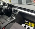 Синій Фольксваген Пассат, об'ємом двигуна 1.6 л та пробігом 290 тис. км за 12999 $, фото 22 на Automoto.ua