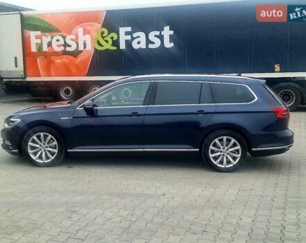 Синий Фольксваген Пассат, объемом двигателя 1.97 л и пробегом 241 тыс. км за 16777 $, фото 7 на Automoto.ua