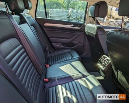 Синий Фольксваген Пассат, объемом двигателя 2 л и пробегом 215 тыс. км за 20200 $, фото 14 на Automoto.ua