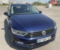 Синій Фольксваген Пассат, об'ємом двигуна 2 л та пробігом 229 тис. км за 16500 $, фото 1 на Automoto.ua