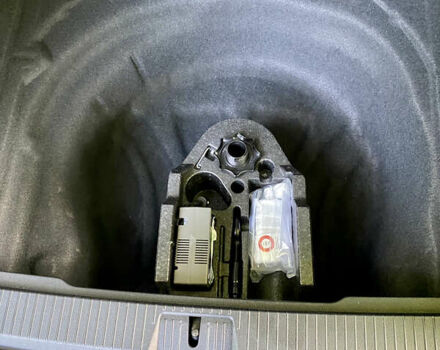 Синий Фольксваген Пассат, объемом двигателя 1.6 л и пробегом 259 тыс. км за 14700 $, фото 15 на Automoto.ua