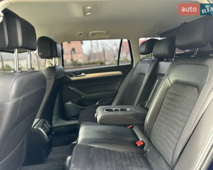 Синий Фольксваген Пассат, объемом двигателя 2 л и пробегом 289 тыс. км за 16799 $, фото 29 на Automoto.ua