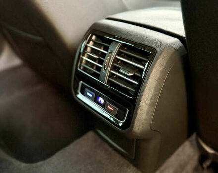 Фольксваген Пассат 2017 в Житомире на Automoto.ua Синий Фольксваген Пассат, объемом двигателя 2 л и пробегом 266 тыс. км за 17600 $, фото 36 на Automoto.ua