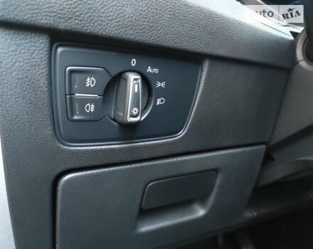 Синий Фольксваген Пассат, объемом двигателя 1.97 л и пробегом 225 тыс. км за 16300 $, фото 42 на Automoto.ua