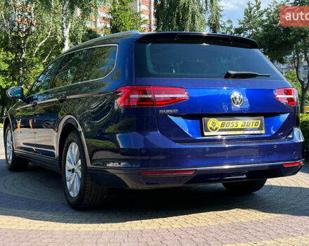 Синий Фольксваген Пассат, объемом двигателя 1.6 л и пробегом 197 тыс. км за 17500 $, фото 4 на Automoto.ua