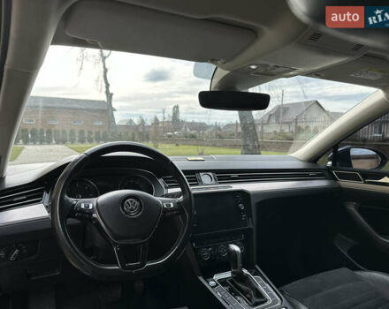 Синий Фольксваген Пассат, объемом двигателя 2 л и пробегом 289 тыс. км за 16799 $, фото 25 на Automoto.ua