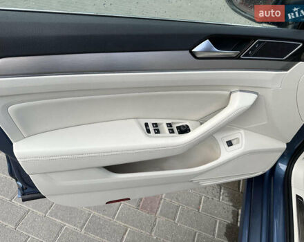 Синій Фольксваген Пассат, об'ємом двигуна 1.97 л та пробігом 241 тис. км за 17200 $, фото 21 на Automoto.ua