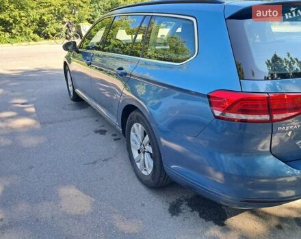 Синій Фольксваген Пассат, об'ємом двигуна 1.6 л та пробігом 282 тис. км за 14000 $, фото 11 на Automoto.ua