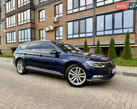 Фольксваген Пассат 2017 в Житомире на Automoto.ua Синий Фольксваген Пассат, объемом двигателя 2 л и пробегом 266 тыс. км за 17600 $, фото 11 на Automoto.ua