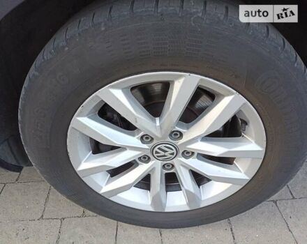 Синий Фольксваген Пассат, объемом двигателя 1.97 л и пробегом 225 тыс. км за 16300 $, фото 54 на Automoto.ua